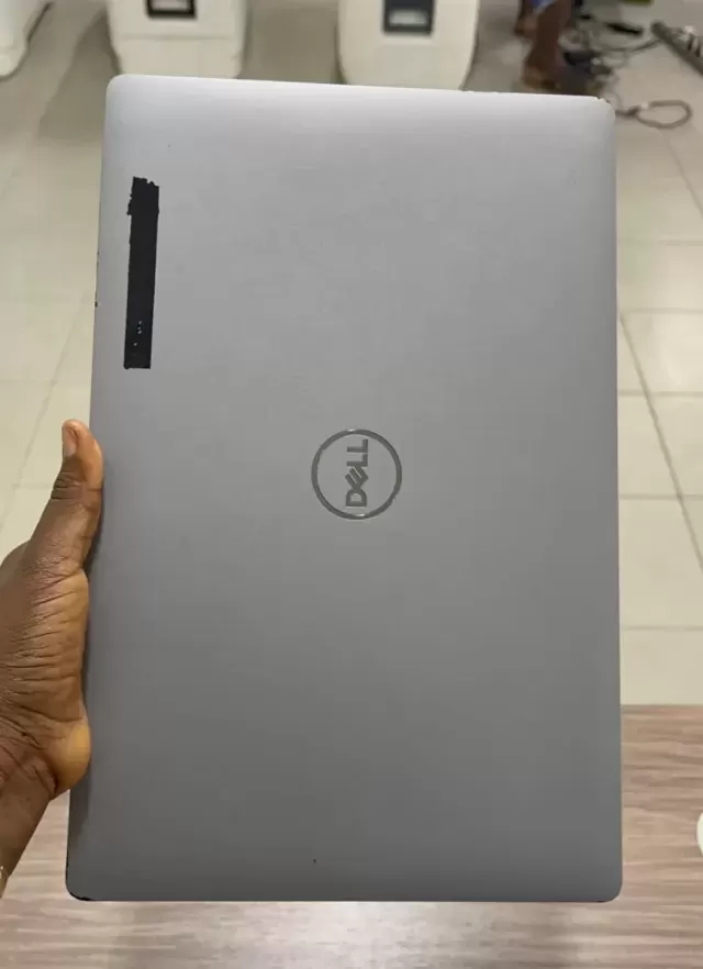 Dell precision 3551